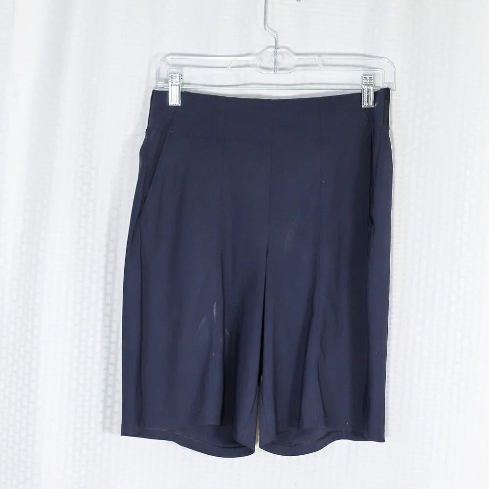 Athleta Size 8 dark blue Cosmic Bermuda stretch zip pockets shorts no size tag